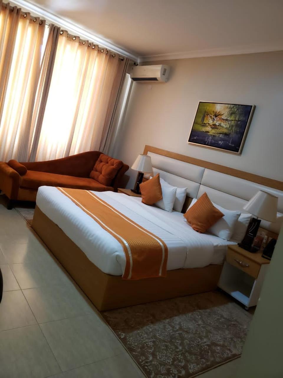 Nashera Hotels Dodoma Kültér fotó